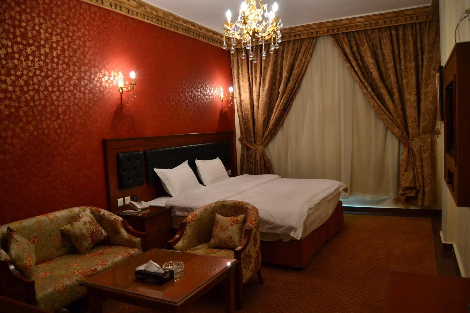 Canary Beach Hotel 얀부 외부 사진
