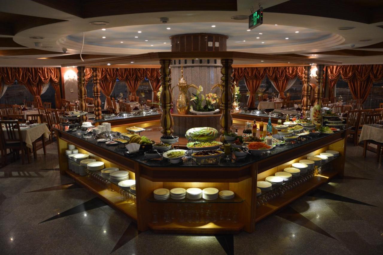 Canary Beach Hotel 얀부 외부 사진